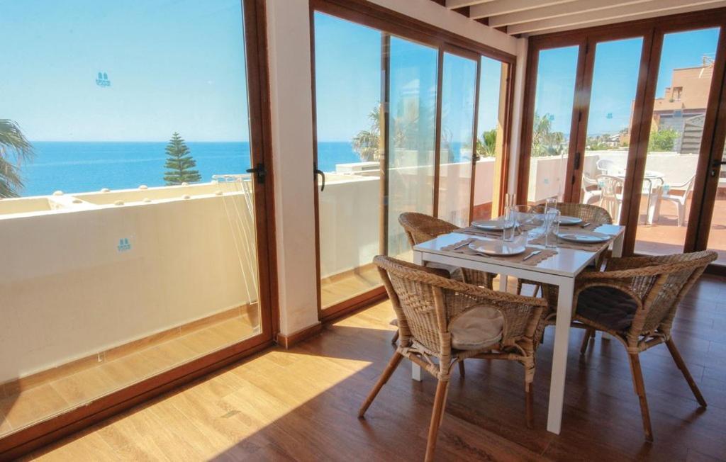 Penthouse On The Beachfront إِستيبونا المظهر الخارجي الصورة