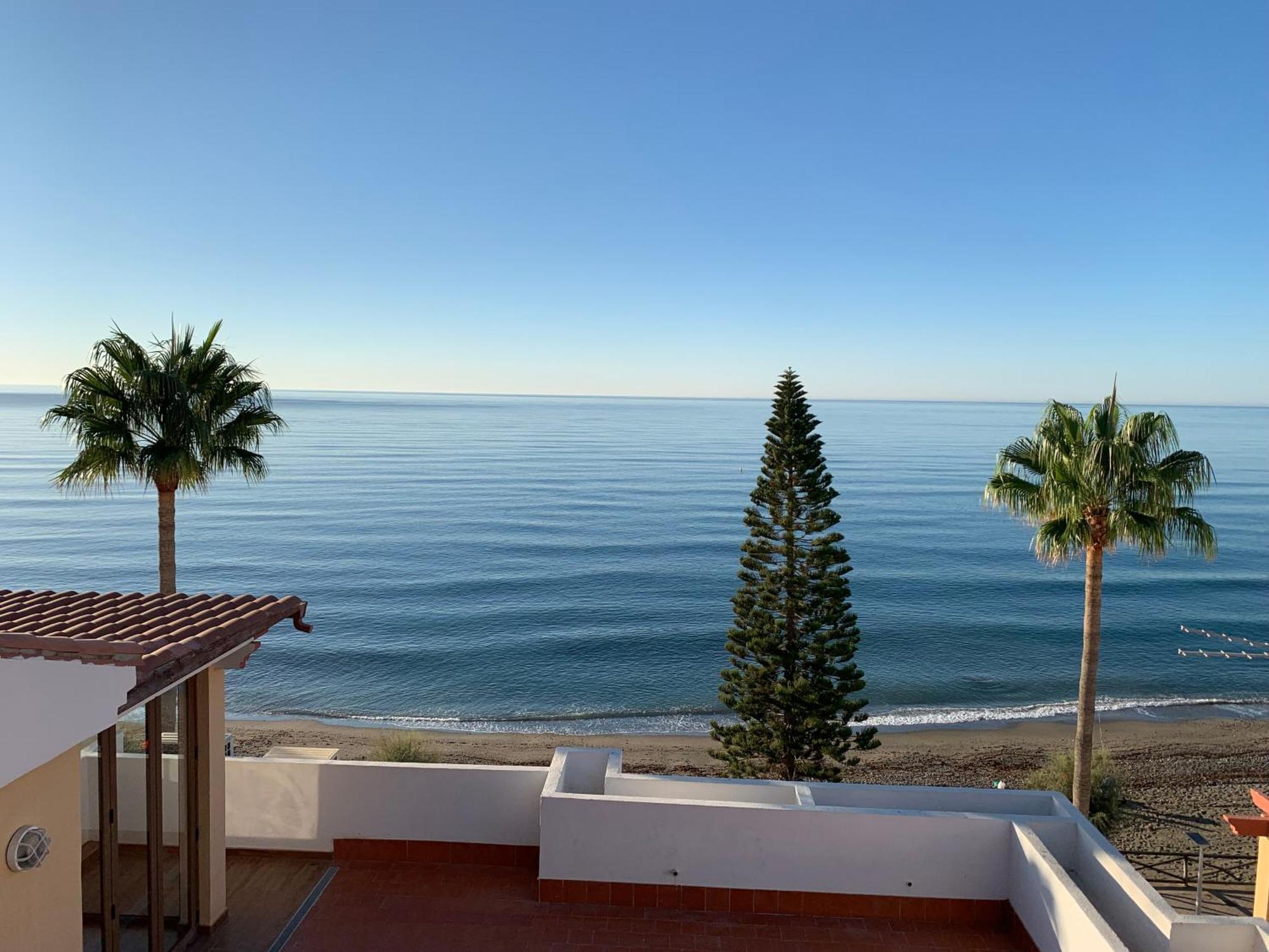 Penthouse On The Beachfront إِستيبونا المظهر الخارجي الصورة